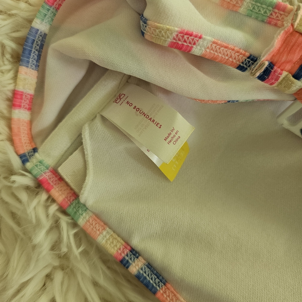No Boundaries Multicolor Striped Bikini Top - Picture 4 of 5